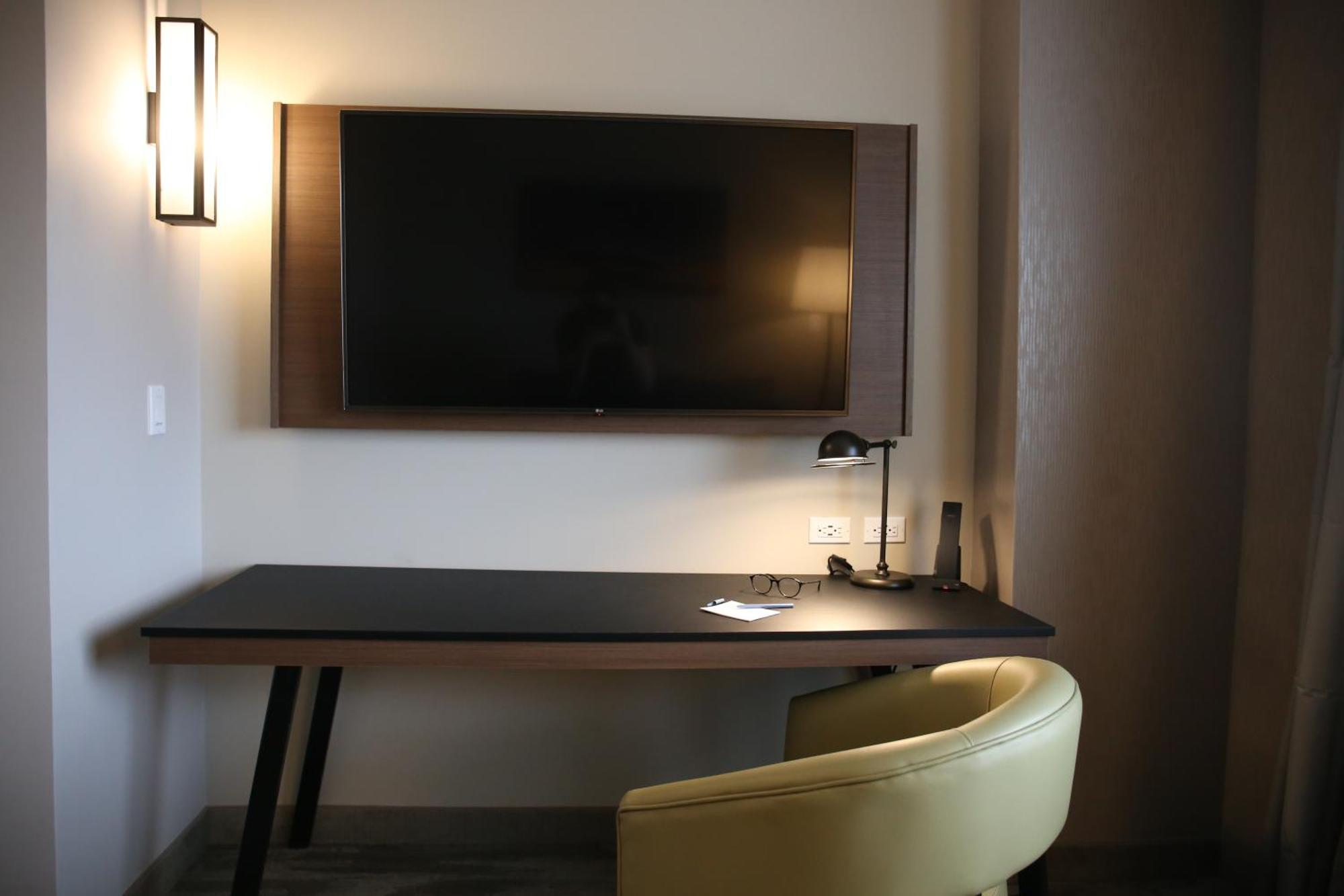 Fairfield Inn & Suites By Marriott Мехикали Номер фото