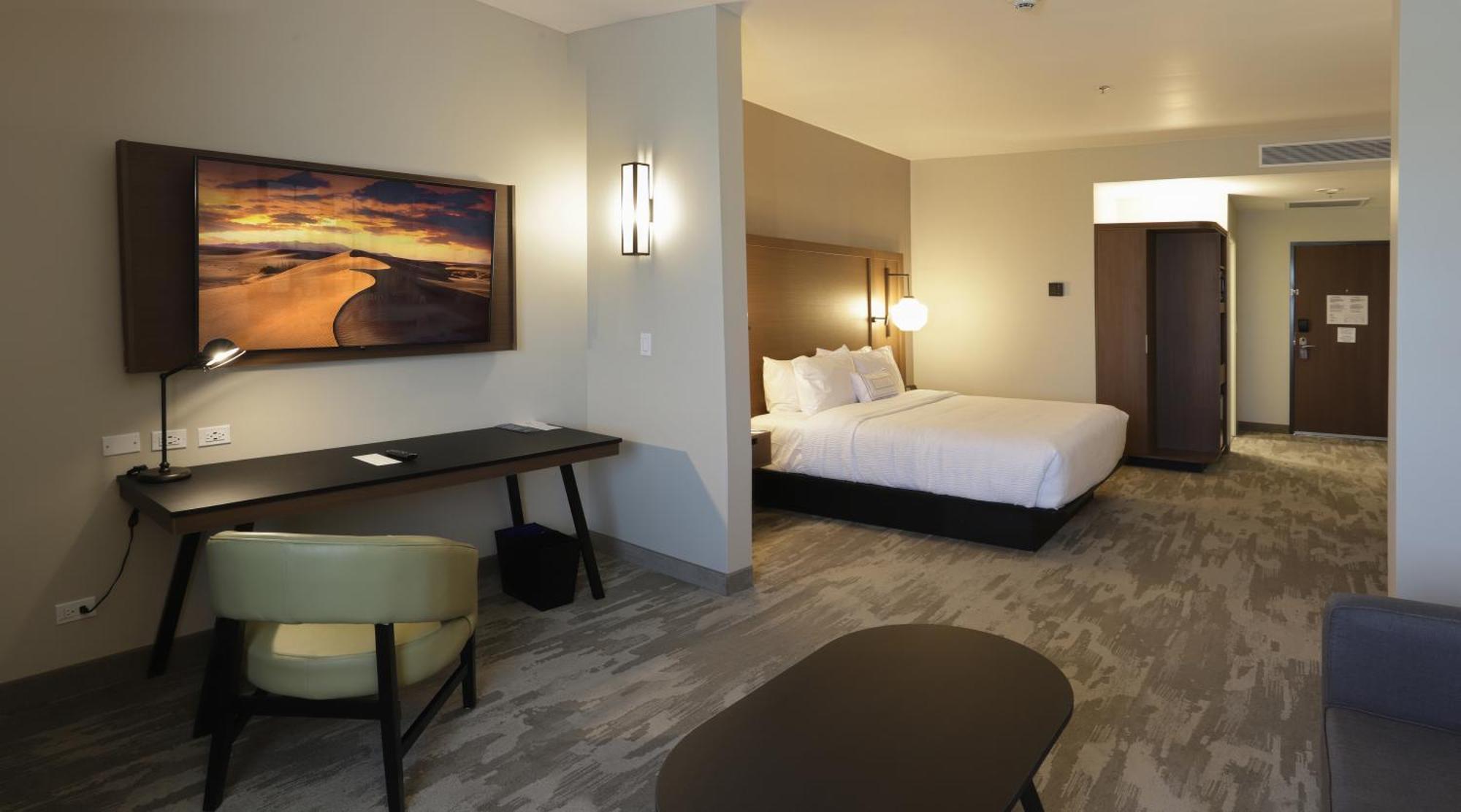 Fairfield Inn & Suites By Marriott Мехикали Номер фото