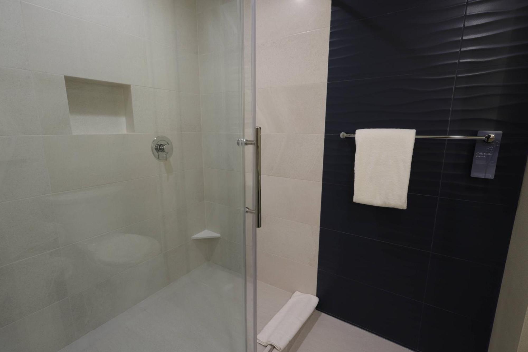 Fairfield Inn & Suites By Marriott Мехикали Экстерьер фото